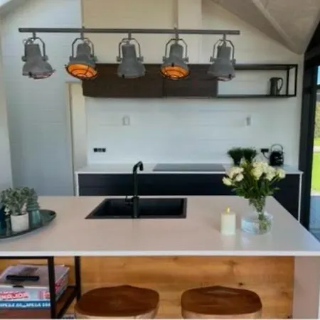 Luxurious With Sauna & Outdoor Hot Tub Hejls