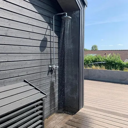 بيت للعطل Luxurious With Sauna & Outdoor Hot Tub Hejls