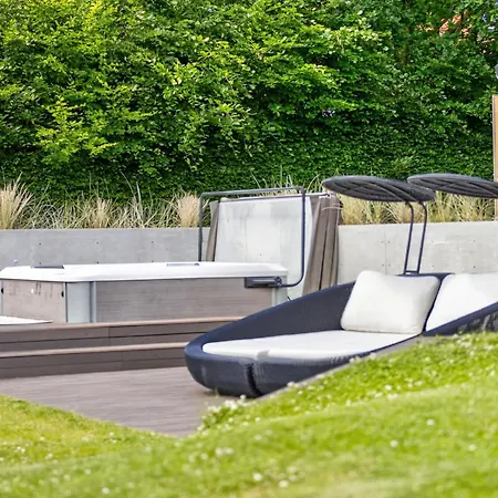 Luxurious With Sauna & Outdoor Hot Tub بيت للعطل Hejls