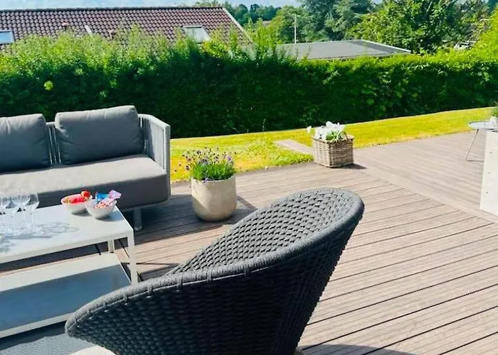 Luxurious With Sauna & Outdoor Hot Tub Dom wakacyjny