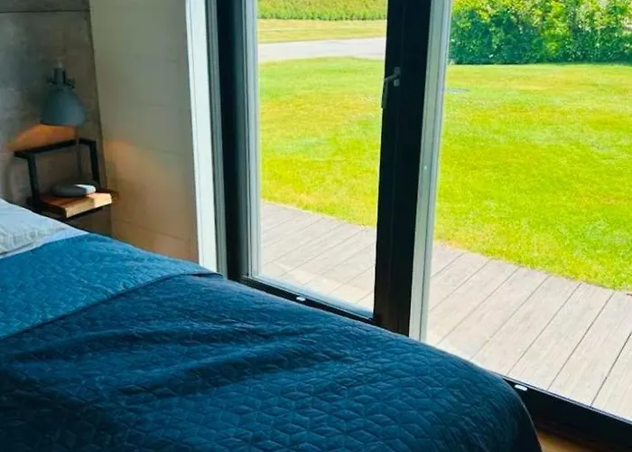 Dom wakacyjny Luxurious With Sauna & Outdoor Hot Tub *